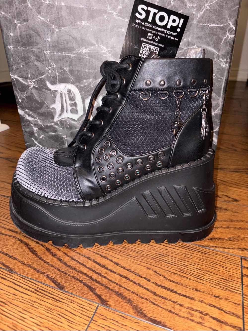 Women’s Demonia Stomper Boots - Picture 3 of 5